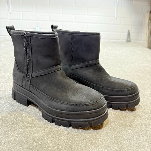 UGG NWOT Ashton Zip Waterproof Bootie Black Suede Chunky Heel Womens 10 Winter - Picture 2 of 15